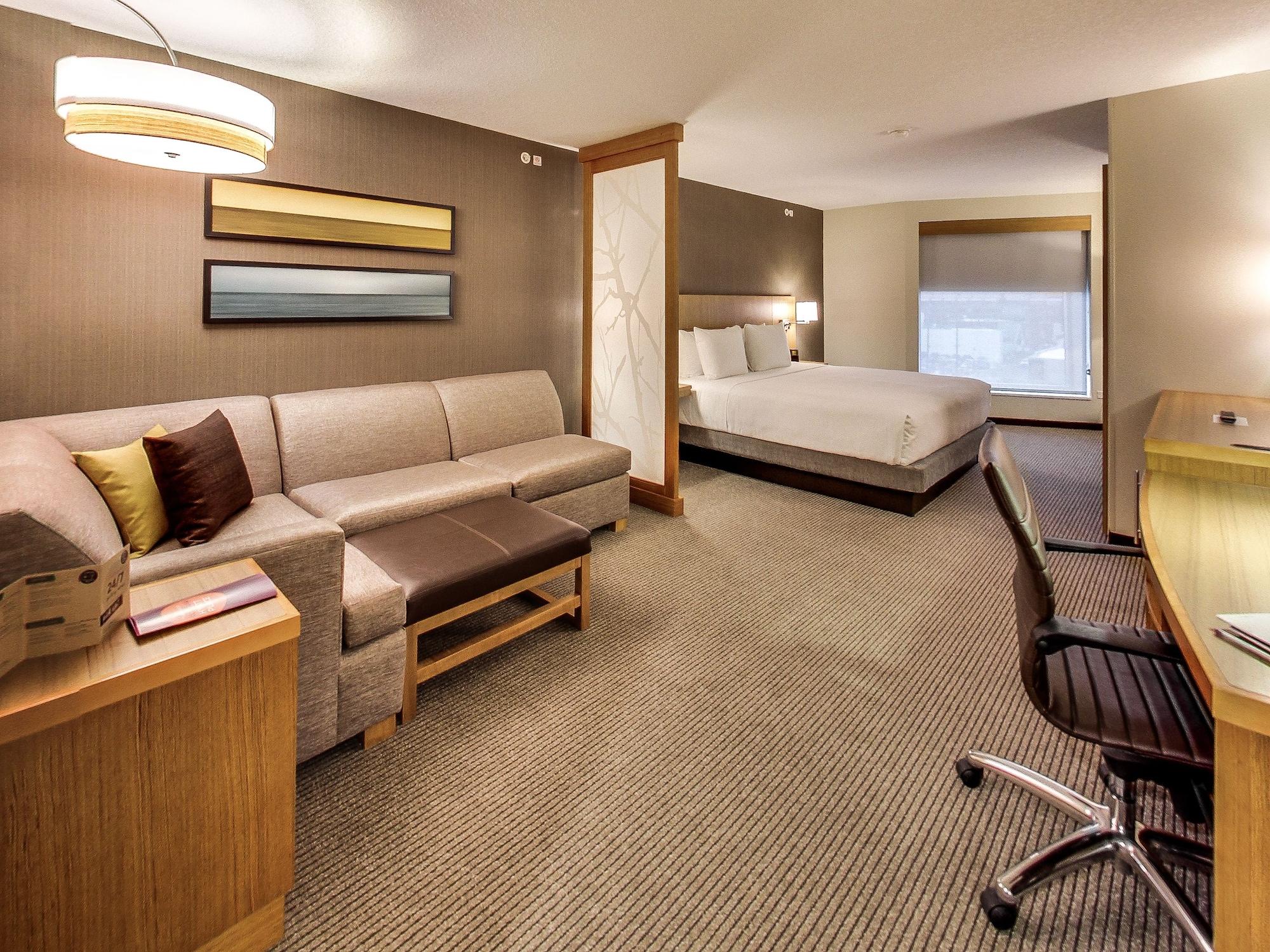 Hotel Doubletree By Hilton Edmonton Downtown Esterno foto