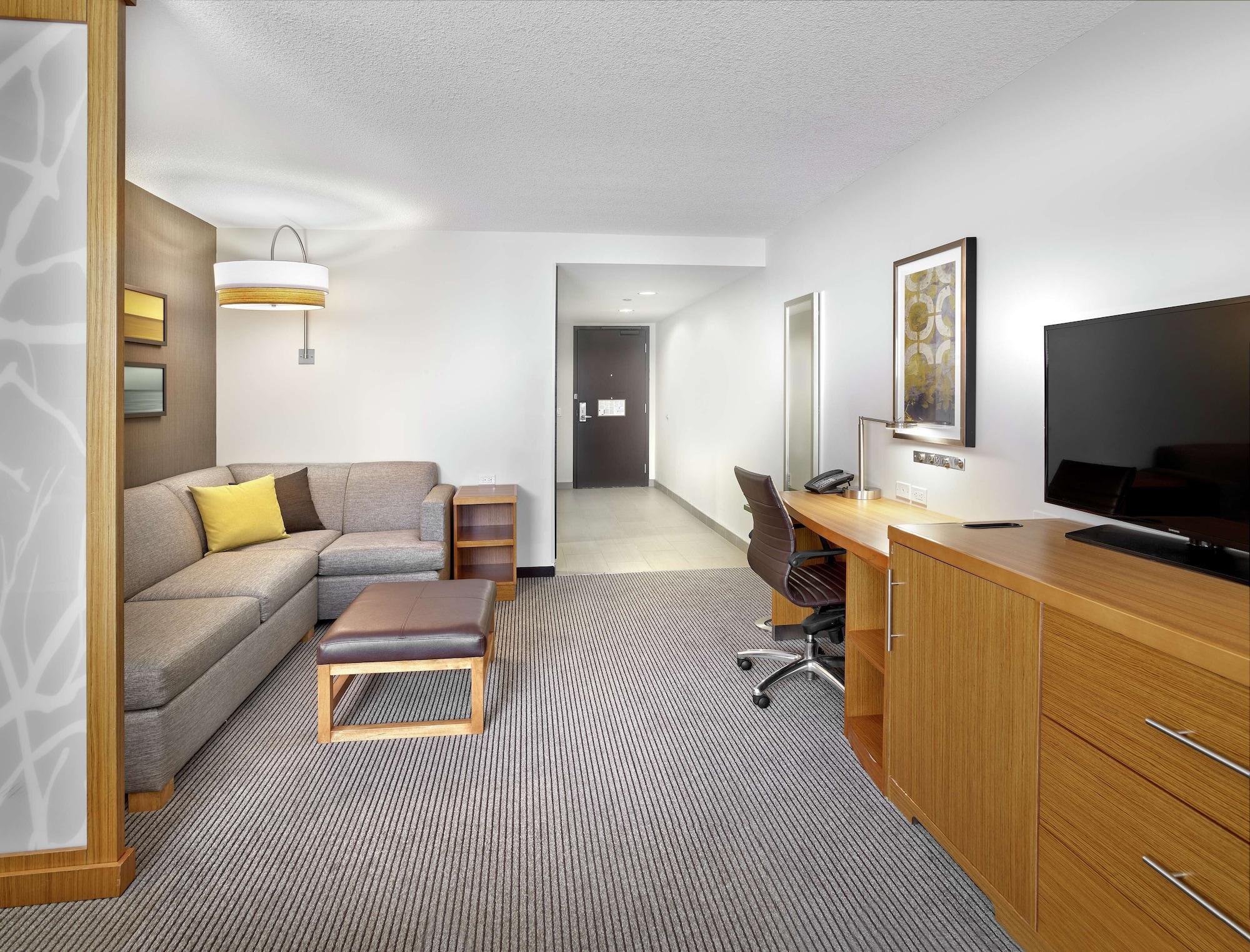 Hotel Doubletree By Hilton Edmonton Downtown Esterno foto