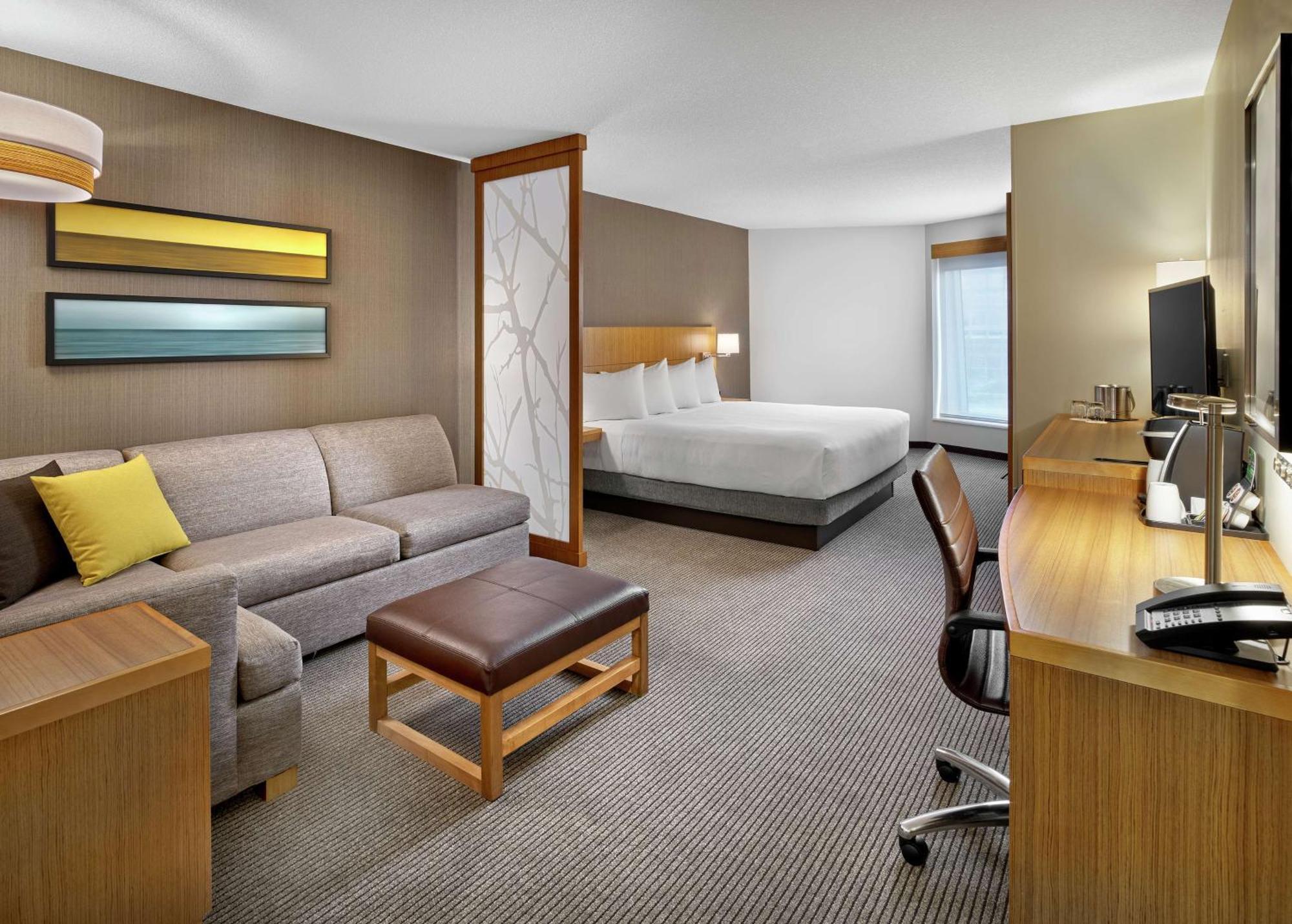 Hotel Doubletree By Hilton Edmonton Downtown Esterno foto