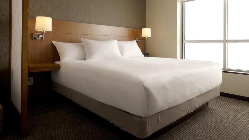 Hotel Doubletree By Hilton Edmonton Downtown Esterno foto