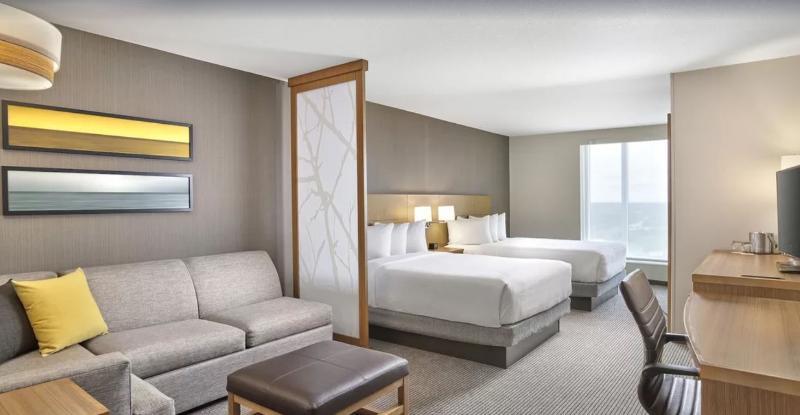 Hotel Doubletree By Hilton Edmonton Downtown Esterno foto