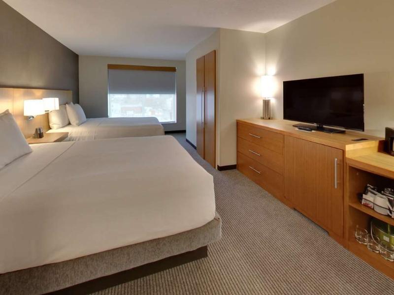 Hotel Doubletree By Hilton Edmonton Downtown Esterno foto